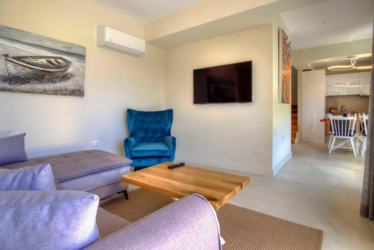 Apartment Tessera & Collection *